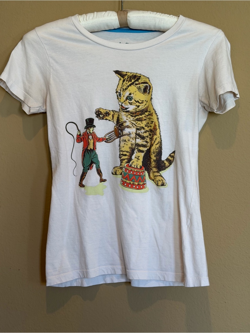 First Edition Threadless White T-Shirt with Colorful Vintage Circus Kitten